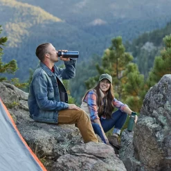 Thermosbeker Stanley The Trigger Action Travel Mug Nightfall 0,25L -Kortingswinkel voor buitenkeukens 11 Stanley20 20The20Trigger Action20Travel20Mug20Lifestyle20Images20 201