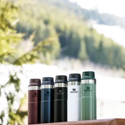 Thermosbeker Stanley The Trigger Action Travel Mug Hammertone Green 0,25L 13 Thermosbeker Stanley The Trigger Action Travel Mug Hammertone Green 0,25L -Kortingswinkel voor buitenkeukens 12 Stanley20 20The20Trigger Action20Travel20Mug20 20Lifestyle20Images20 207